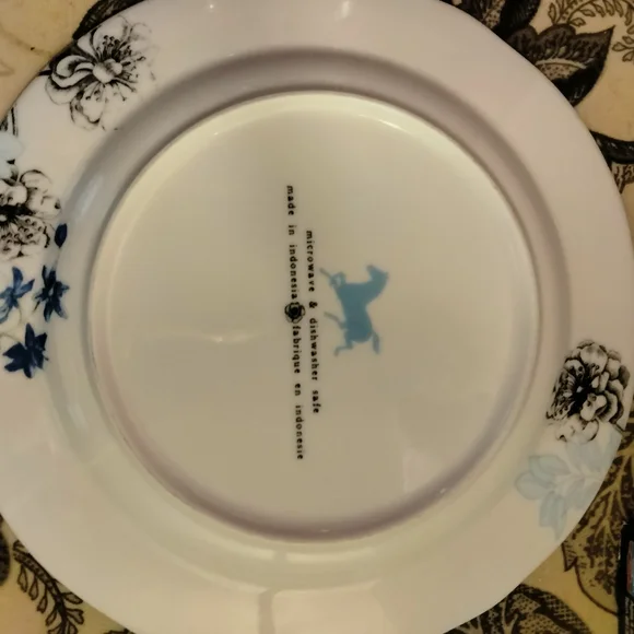 4 Retired Anthropologie Carousel Horse Plates - Picture 5 of 9